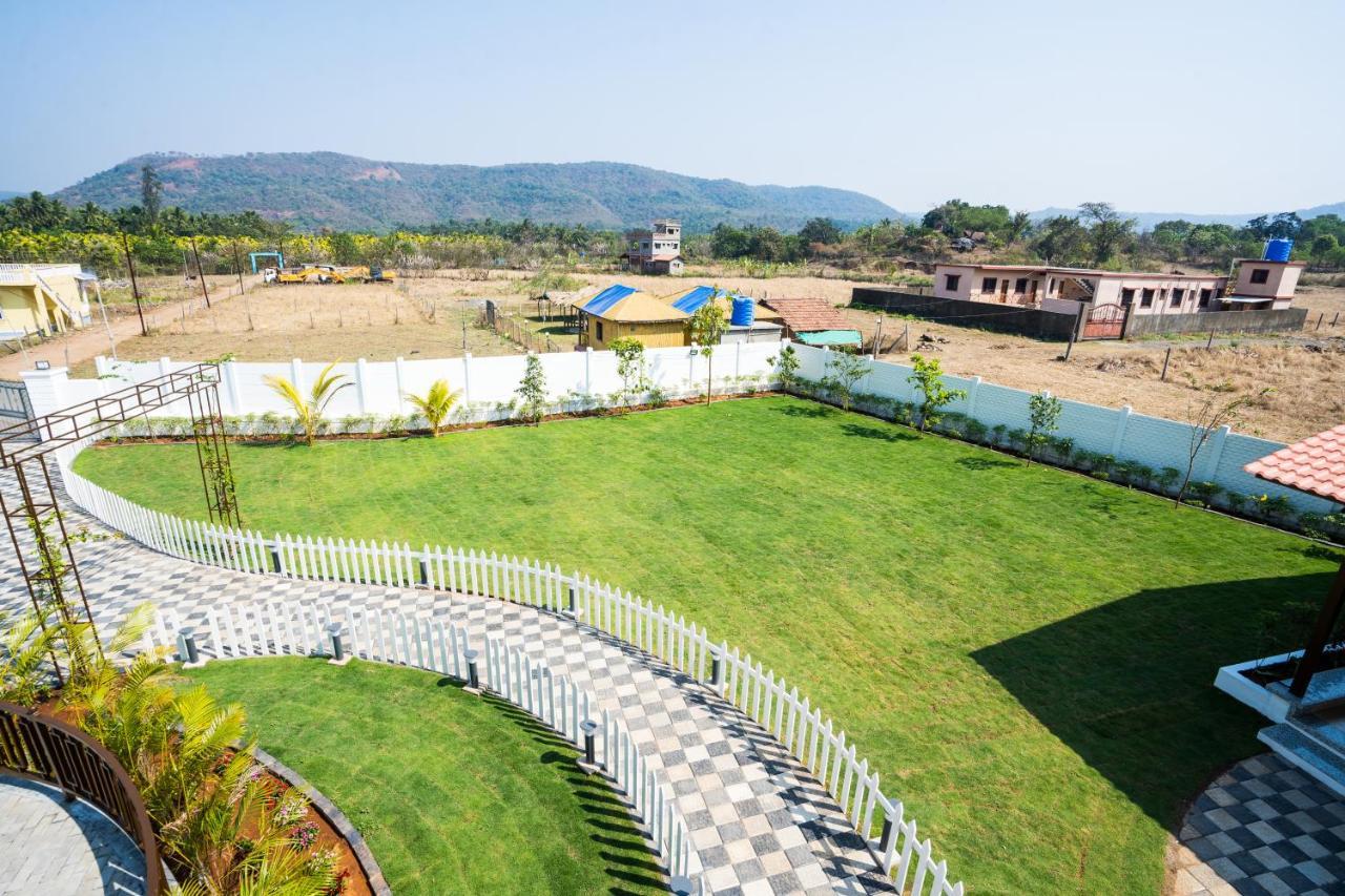 Eden Garden Villa Алибаг Екстериор снимка
