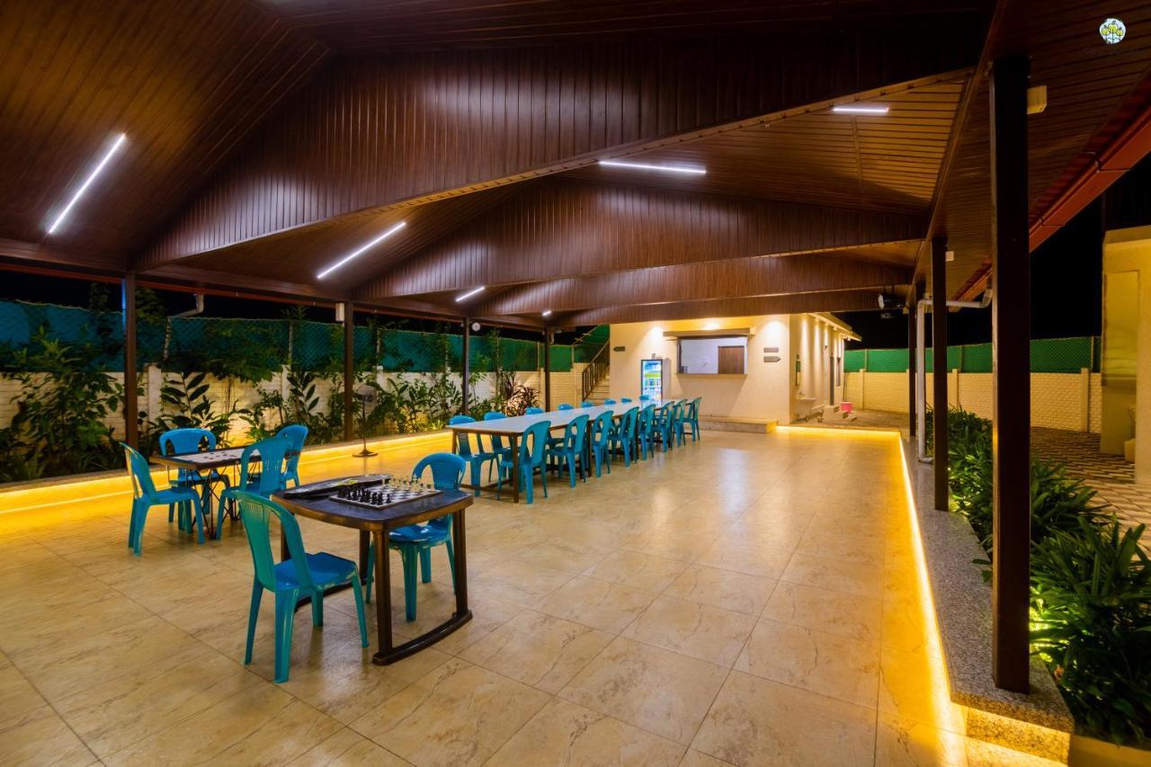 Eden Garden Villa Алибаг Екстериор снимка