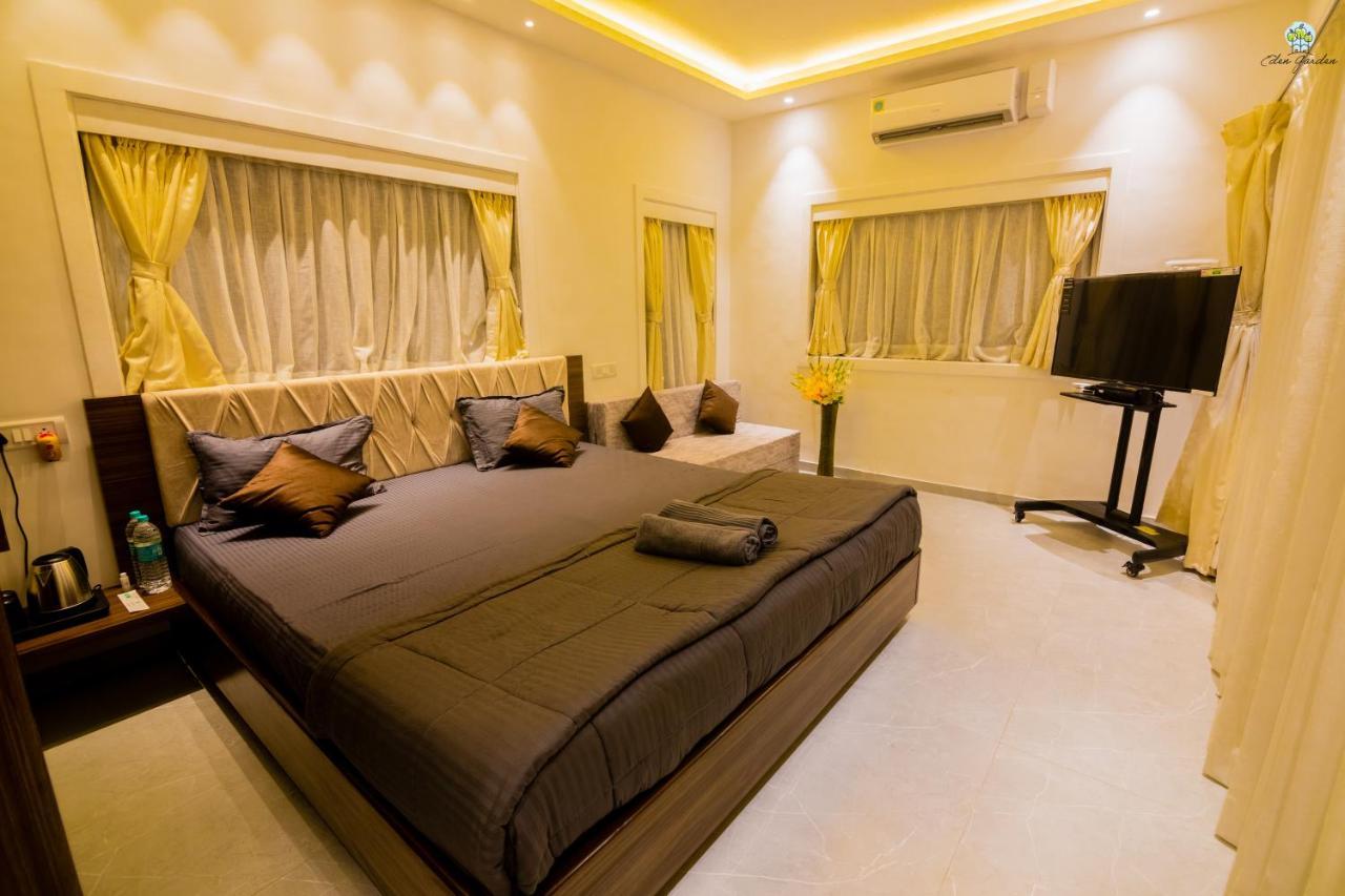 Eden Garden Villa Алибаг Екстериор снимка